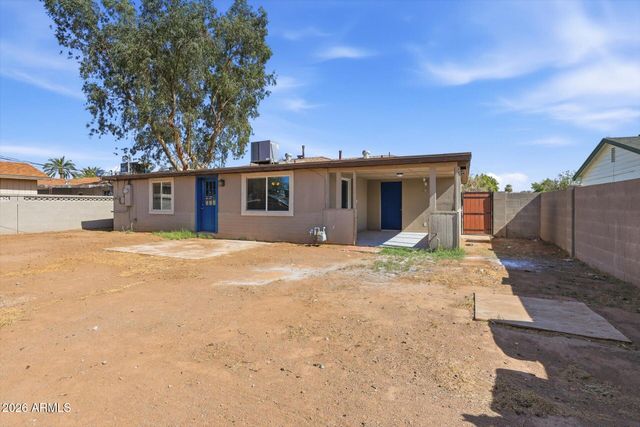 2921 W TURNEY Avenue, Phoenix, AZ 85017