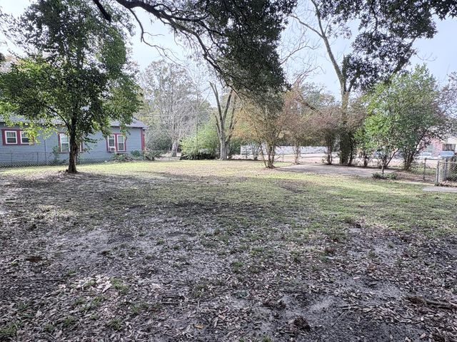 613 W 1st St, Deridder, LA 70634