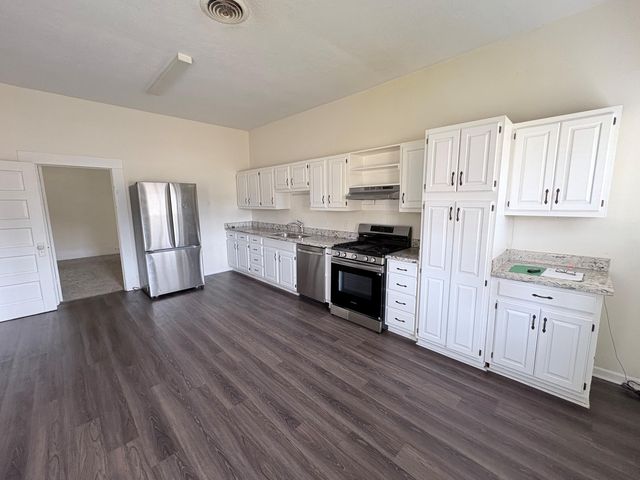 613 W 1st St, Deridder, LA 70634