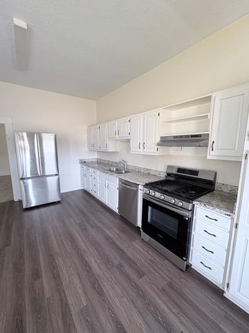 613 W 1st St, Deridder, LA 70634