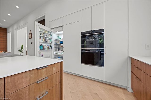 2108 Berkshire Lane, Greensboro, NC 27408