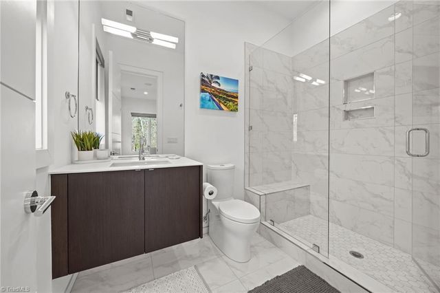 2108 Berkshire Lane, Greensboro, NC 27408