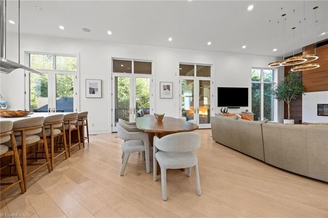 2108 Berkshire Lane, Greensboro, NC 27408