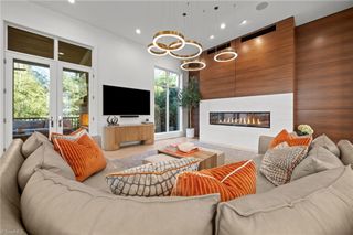 2108 Berkshire Lane, Greensboro, NC 27408