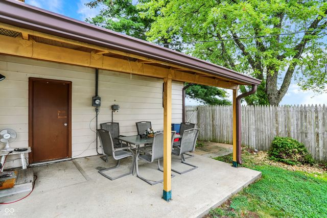 482 Spring Drive, Greenwood, IN 46143