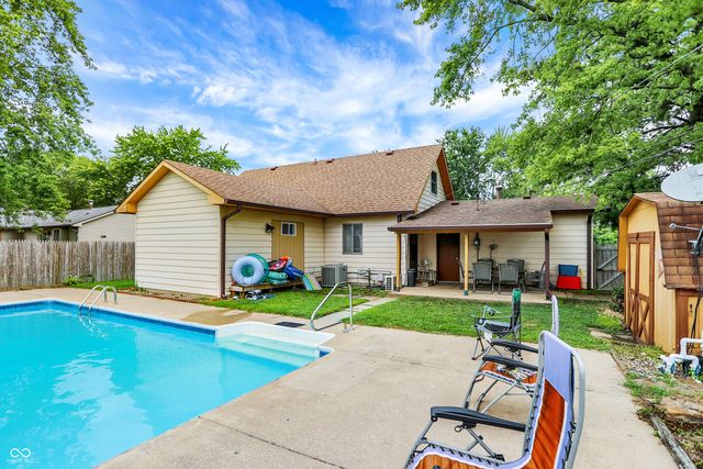 482 Spring Drive, Greenwood, IN 46143