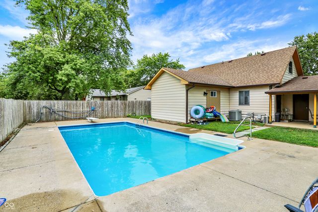 482 Spring Drive, Greenwood, IN 46143