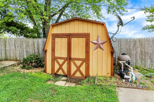 482 Spring Drive, Greenwood, IN 46143