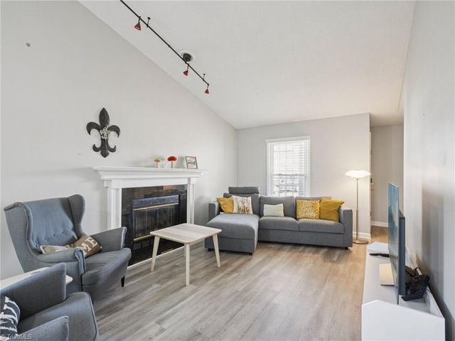 1936 Lantana Drive, Winston-salem, NC 27127