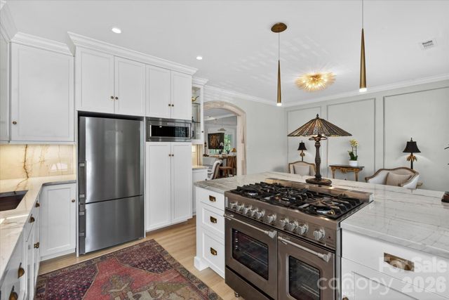 1035 Queens Road 8, Charlotte, NC 28207