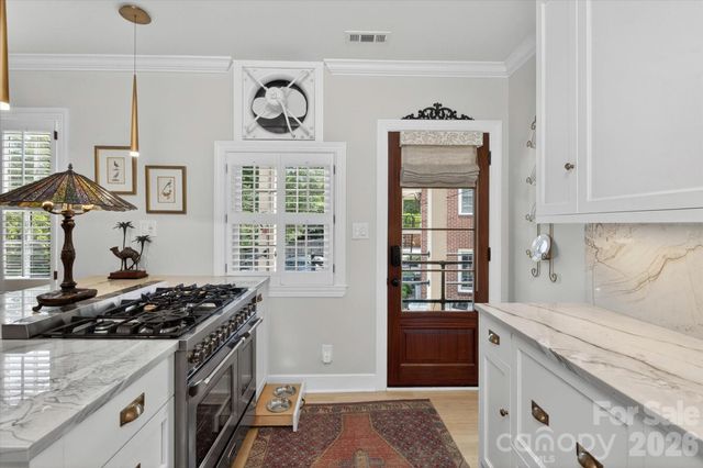 1035 Queens Road 8, Charlotte, NC 28207