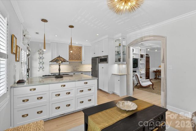 1035 Queens Road 8, Charlotte, NC 28207