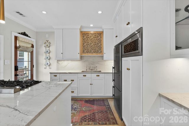 1035 Queens Road 8, Charlotte, NC 28207