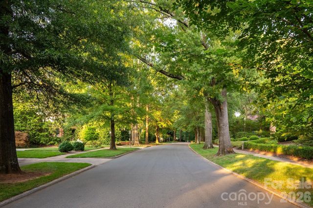 1035 Queens Road 8, Charlotte, NC 28207