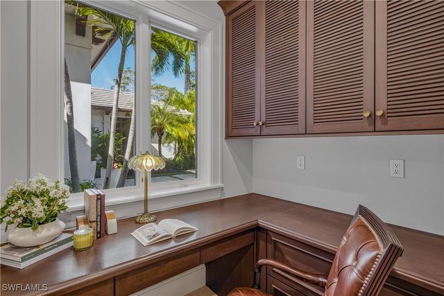 600 Anchor Rode DR, Naples, FL 34103