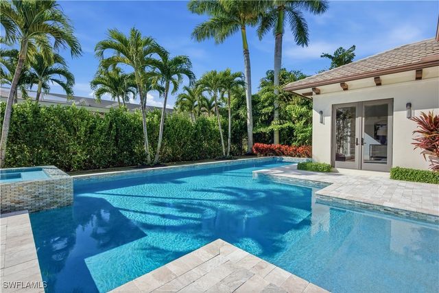 600 Anchor Rode DR, Naples, FL 34103