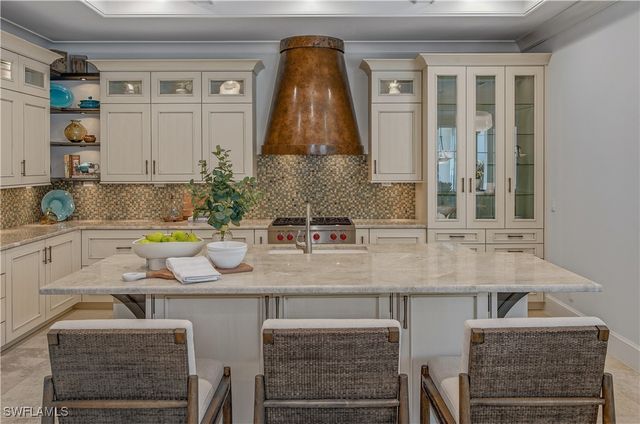 600 Anchor Rode DR, Naples, FL 34103