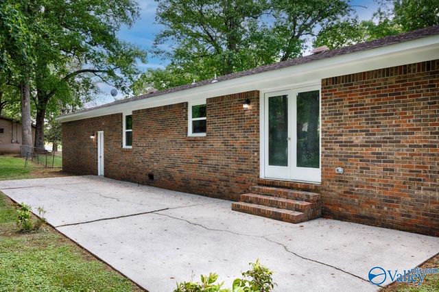 223 Sanderson Road, Meridianville, AL 35759