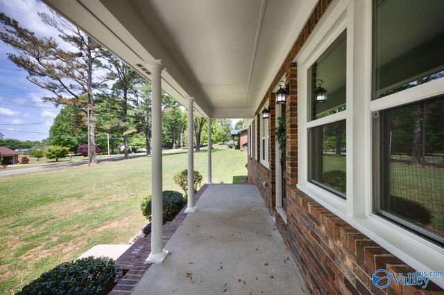 223 Sanderson Road, Meridianville, AL 35759