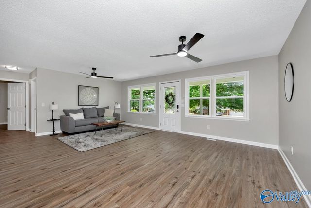 223 Sanderson Road, Meridianville, AL 35759