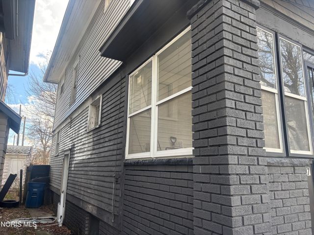 457 W Manhattan Boulevard, Toledo, OH 43608