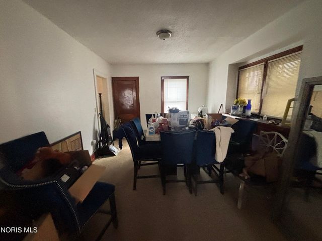 457 W Manhattan Boulevard, Toledo, OH 43608