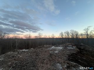 Lot 8 Stone Bridge Trail, Newtown, CT 06482
