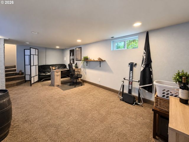 19145 ADDIE St, Gladstone, OR 97027