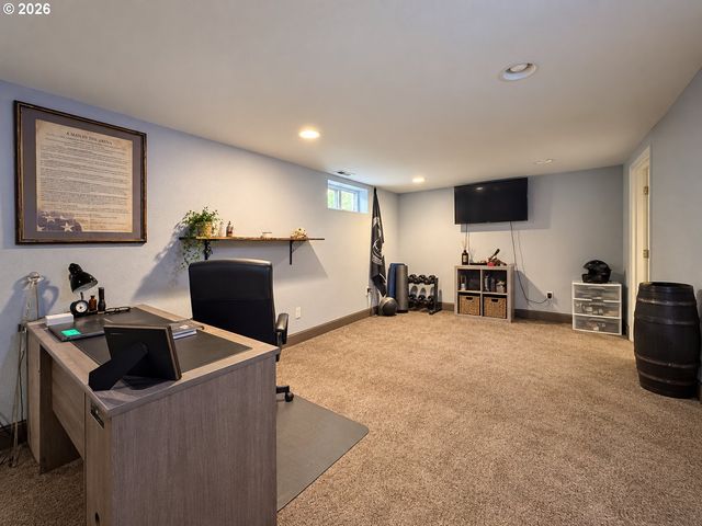 19145 ADDIE St, Gladstone, OR 97027