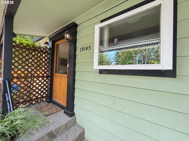 19145 ADDIE St, Gladstone, OR 97027