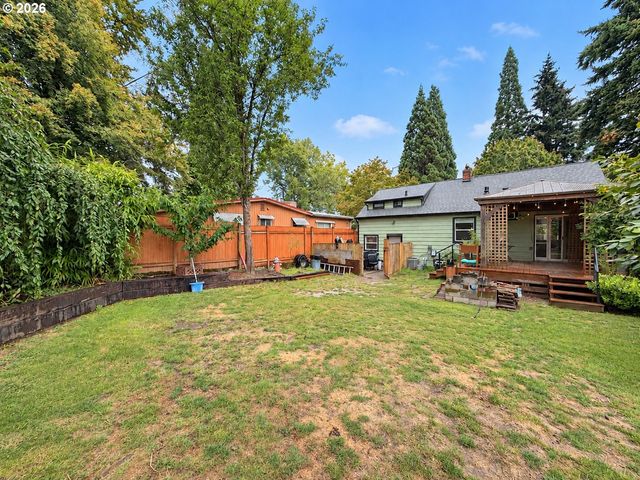 19145 ADDIE St, Gladstone, OR 97027