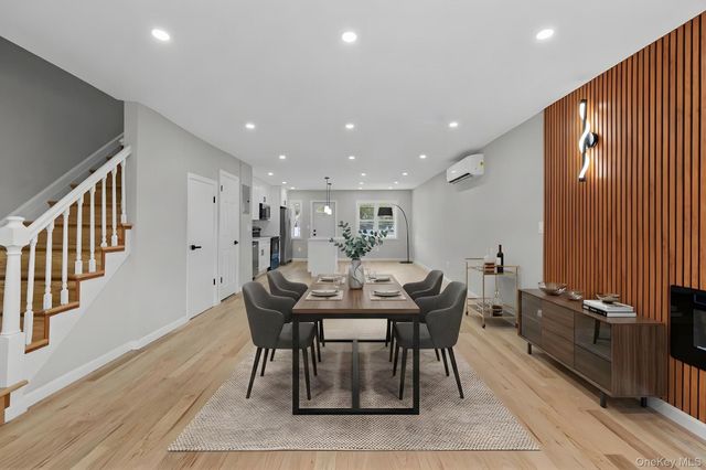 4067 Baychester Avenue, Bronx, NY 10466