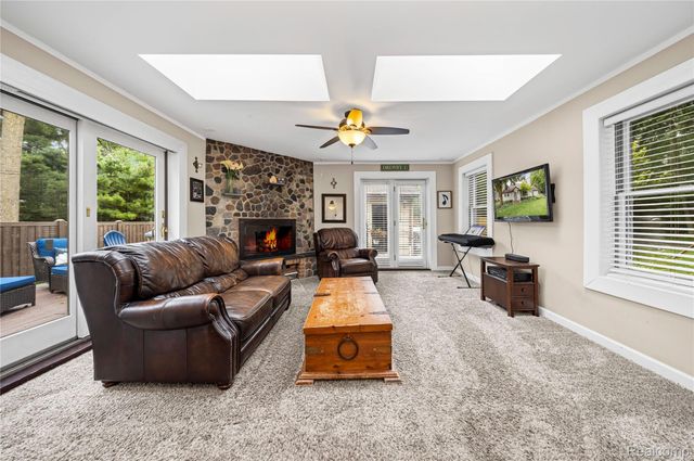 149 N Haven Street, Novi, MI 48377