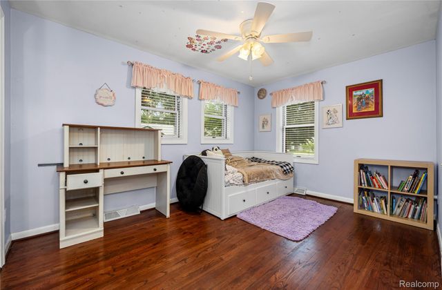 149 N Haven Street, Novi, MI 48377