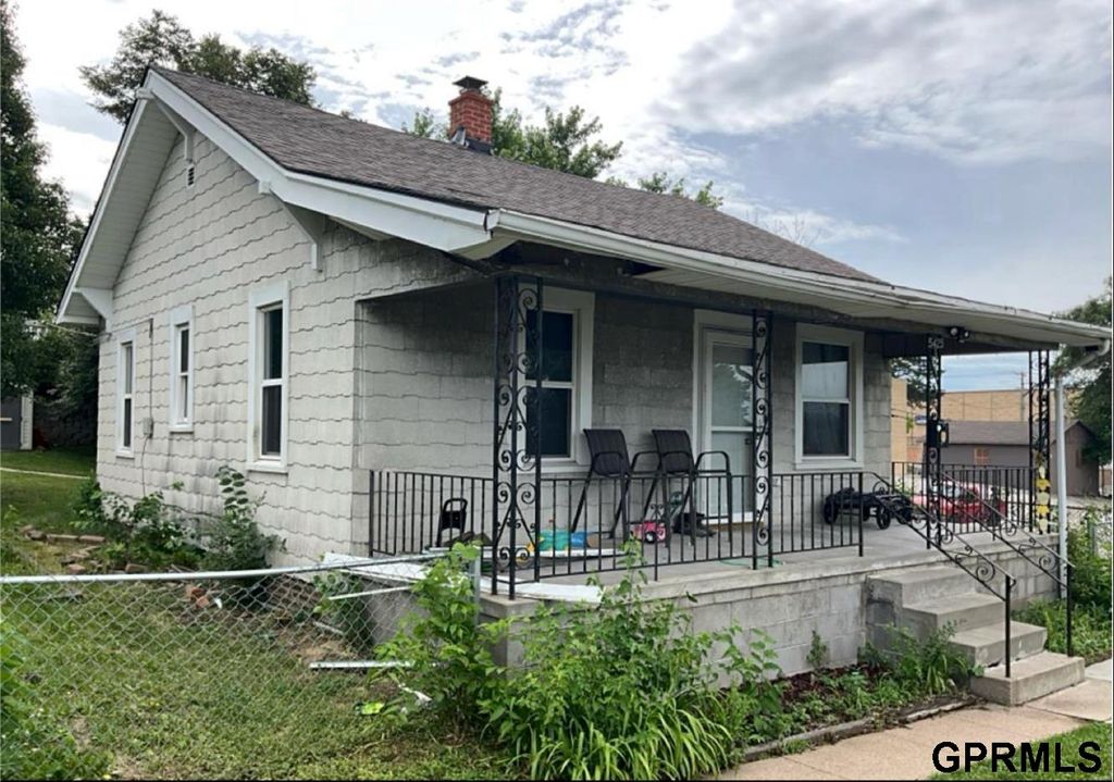 5425 S 23 Street, Omaha, NE 68107