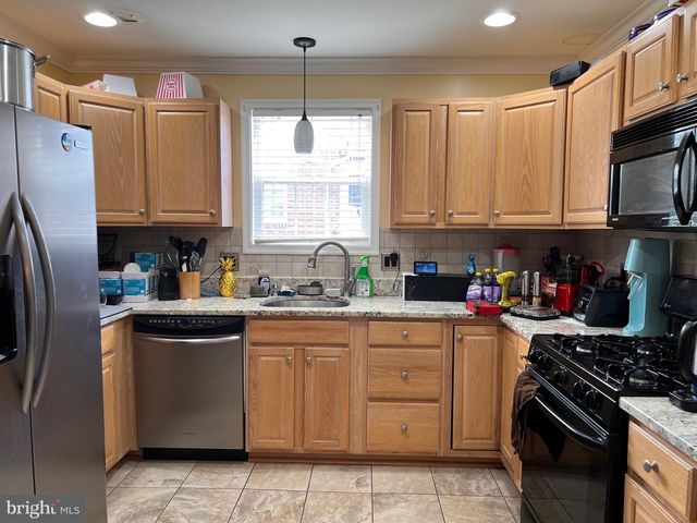2 KATHERINE COURT, Blackwood, NJ 08012
