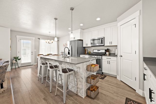 4856 W PILLAR DR, Riverton, UT 84096