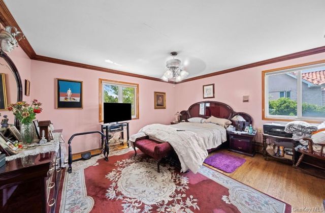 16015 13th Avenue, Whitestone, NY 11357