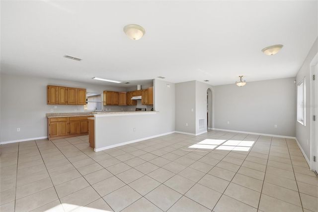 501 W ELLA J GILMORE STREET, Apopka, FL 32703