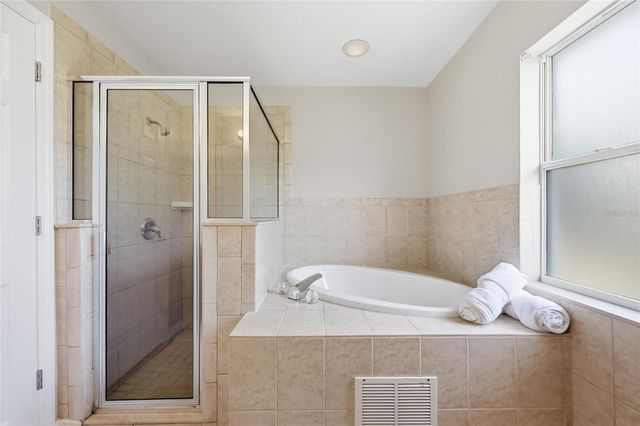 501 W ELLA J GILMORE STREET, Apopka, FL 32703