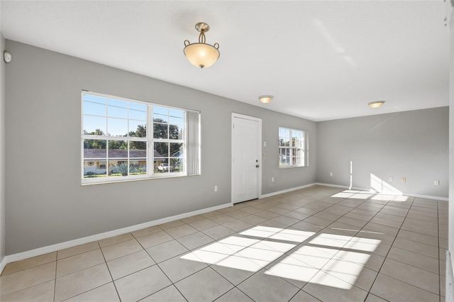 501 W ELLA J GILMORE STREET, Apopka, FL 32703