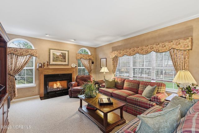 433 Meadowood Road, Jackson, NJ 08527