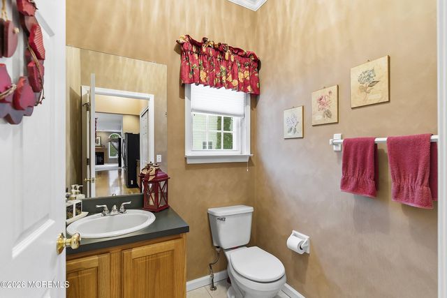 433 Meadowood Road, Jackson, NJ 08527