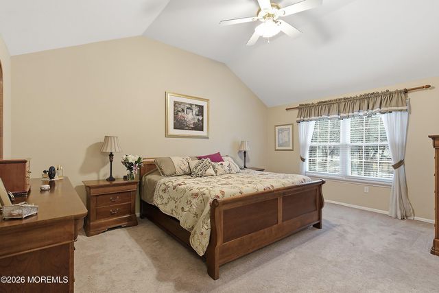 433 Meadowood Road, Jackson, NJ 08527