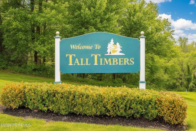 433 Meadowood Road, Jackson, NJ 08527