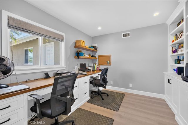 21281 Seaforth Lane, Huntington Beach, CA 92646
