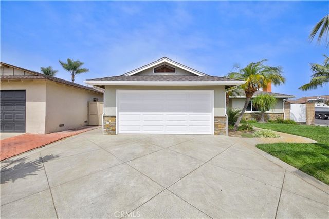 21281 Seaforth Lane, Huntington Beach, CA 92646