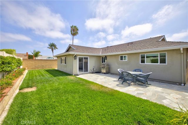 21281 Seaforth Lane, Huntington Beach, CA 92646