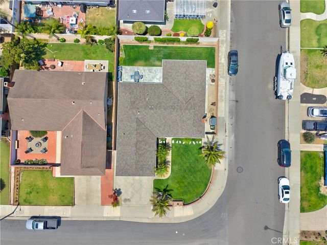21281 Seaforth Lane, Huntington Beach, CA 92646