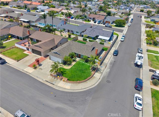 21281 Seaforth Lane, Huntington Beach, CA 92646